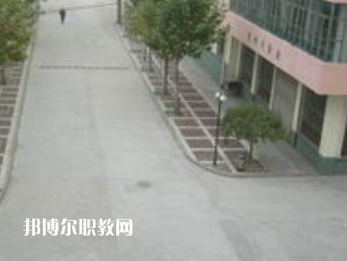 蘭州鐵路機(jī)械學(xué)校2022年報(bào)名條件、招生要求、招生對(duì)象