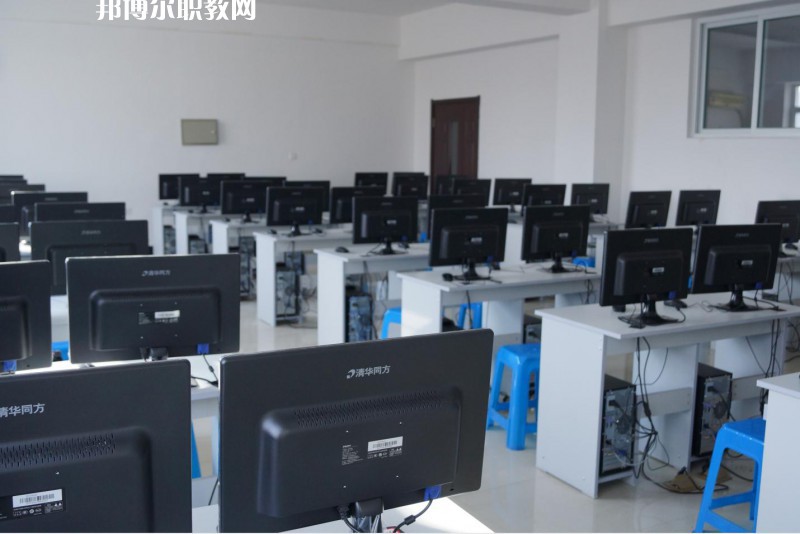 邢臺財貿(mào)學(xué)校2022年招生錄取分?jǐn)?shù)線