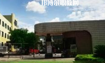 西昌第一職業(yè)技術(shù)中學(xué)2022年報(bào)名條件、招生要求、招生對(duì)象