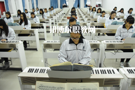 保定幼兒師范高等?？茖W(xué)校2022年報(bào)名條件、招生要求、招生對(duì)象