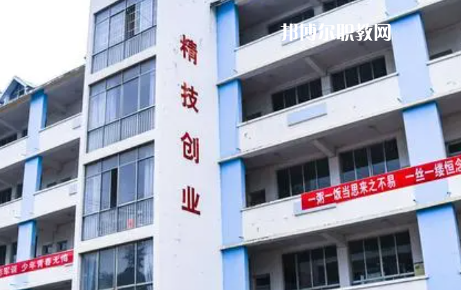 貴州龍里中等職業(yè)學(xué)校2022年報(bào)名條件、招生要求、招生對(duì)象
