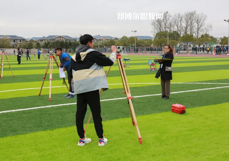 鹽城市經(jīng)貿(mào)高級(jí)職業(yè)學(xué)校2022年報(bào)名條件、招生要求、招生對(duì)象