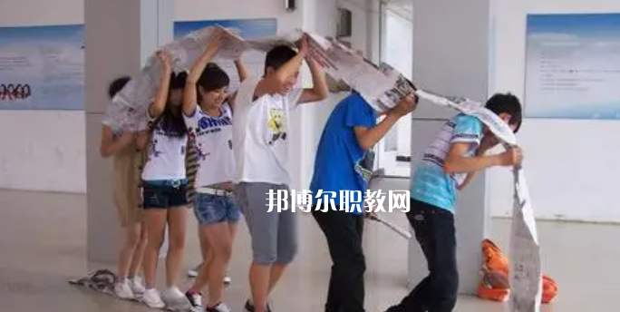 成都金海洋創(chuàng)意產(chǎn)業(yè)職業(yè)技術(shù)學(xué)校2022年學(xué)費(fèi)、收費(fèi)多少