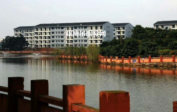 合江少岷職業(yè)技術(shù)學(xué)校怎么樣、好不好