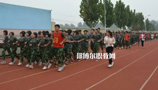 云龍縣民族職業(yè)高級中學(xué)學(xué)校2022年學(xué)費(fèi)、收費(fèi)多少