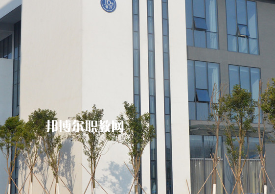 江蘇東臺中等專業(yè)學校2022年報名條件、招生要求、招生對象