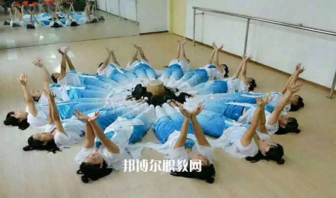涿鹿縣職業(yè)技術(shù)教育中心2022年報(bào)名條件、招生要求、招生對(duì)象