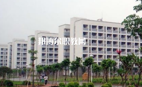 樂至縣回瀾職業(yè)中學(xué)怎么樣、好不好