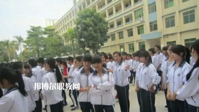 高州第一技工學(xué)校2022年報(bào)名條件、招生要求、招生對(duì)象