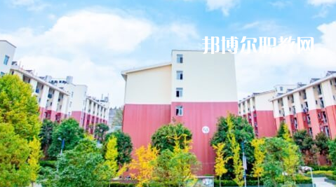 黔東南中等職業(yè)技術(shù)學(xué)校2022年學(xué)費(fèi)、收費(fèi)多少