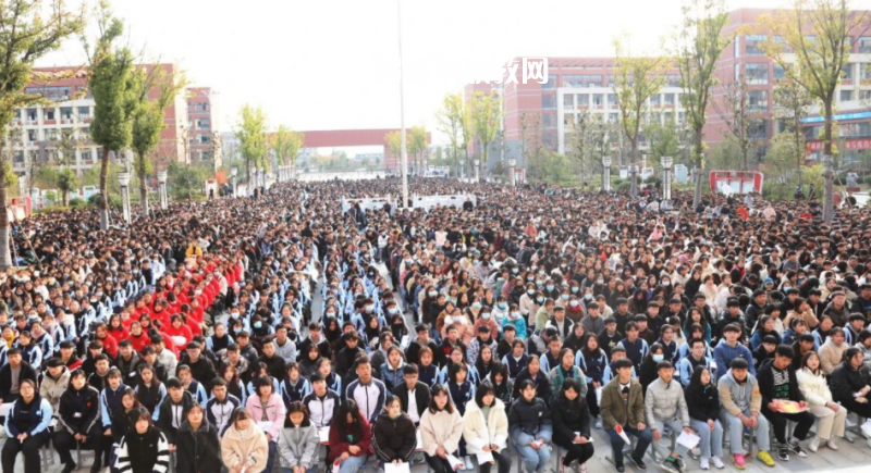 靈璧高級(jí)職業(yè)技術(shù)學(xué)校2022年報(bào)名條件、招生要求、招生對(duì)象