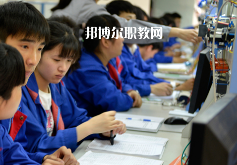 儀征技師學(xué)院2022年報(bào)名條件、招生要求、招生對象