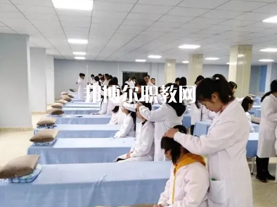 貴州中醫(yī)藥職業(yè)學(xué)校2022年報(bào)名條件、招生要求、招生對(duì)象
