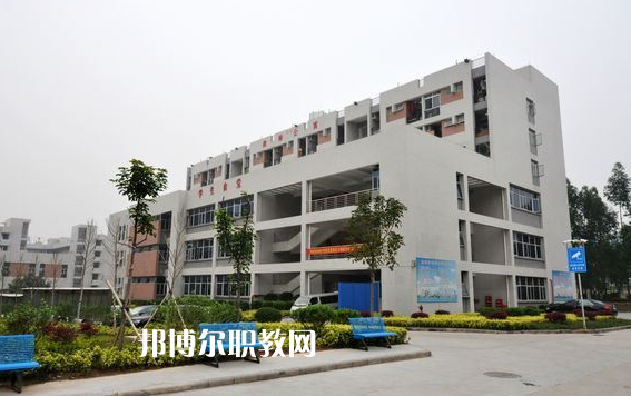廣州公用事業(yè)高級技工學校2022年報名條件、招生要求、招生對象