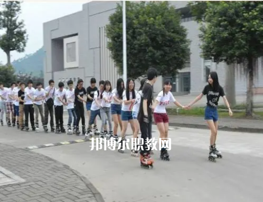 內(nèi)江大千職業(yè)技術(shù)學(xué)校2022年報(bào)名條件、招生要求、招生對象