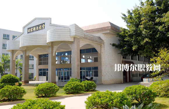 梅州城西職業(yè)技術(shù)學(xué)校2022年報名條件、招生要求、招生對象