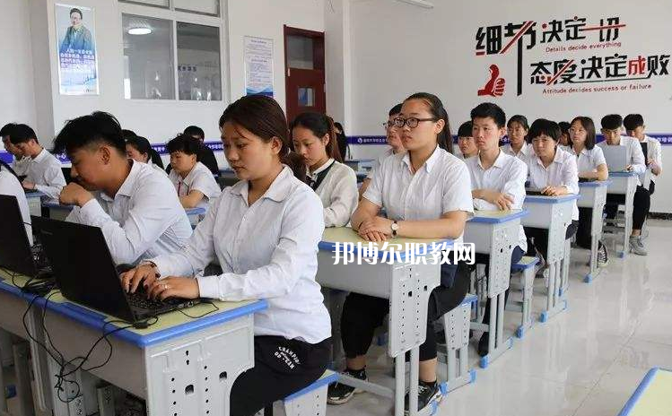 吳橋縣職業(yè)技術(shù)教育中心2022年報名條件、招生要求、招生對象