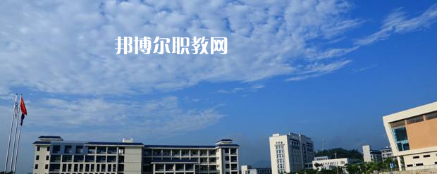惠州東江職業(yè)技術(shù)學(xué)校2022年報名條件、招生要求、招生對象