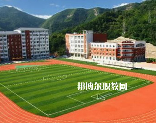 重慶醫(yī)院科技學校2022年報名條件、招生要求、招生對象