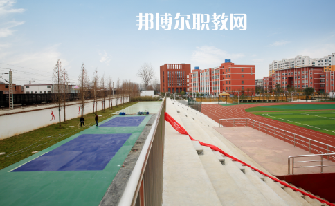 阜陽科技工程學(xué)校2022年報名條件、招生要求、招生對象