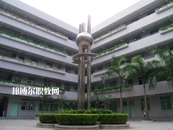 深圳福田區(qū)華強職業(yè)技術(shù)學校2022年招生辦聯(lián)系電話