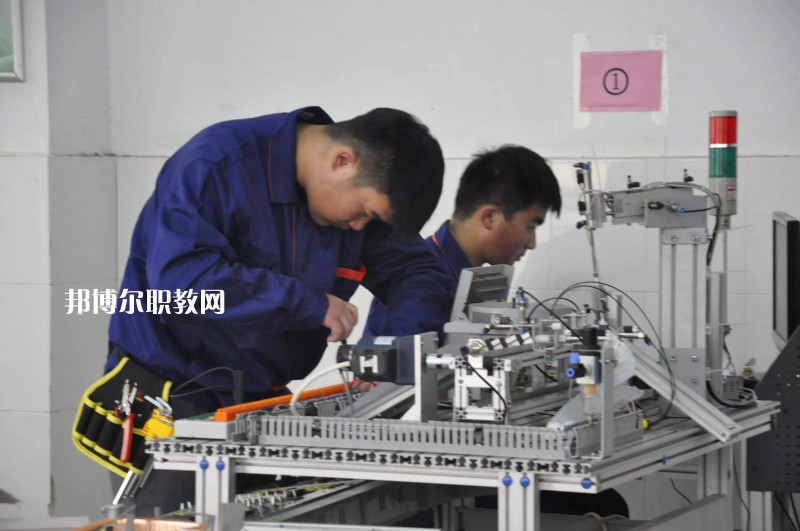滁州市機(jī)械工業(yè)學(xué)校2022年有哪些專(zhuān)業(yè)