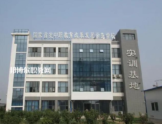 邢臺現(xiàn)代職業(yè)學校2022年報名條件、招生要求、招生對象