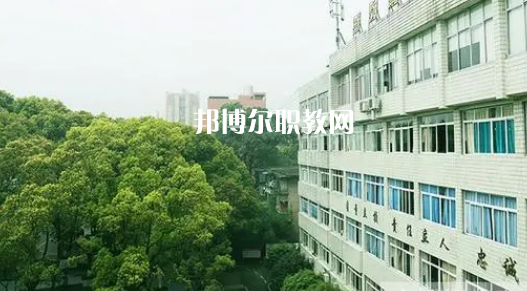 德宏州中等職業(yè)學(xué)校2022年學(xué)費、收費多少