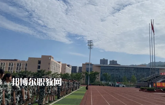 曲靖麒麟職業(yè)技術(shù)學校2022年報名條件、招生要求、招生對象