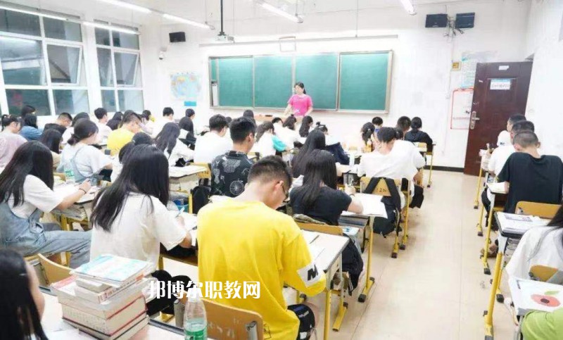 四川省仁壽縣第二高級職業(yè)中學(xué)2022年學(xué)費、收費多少