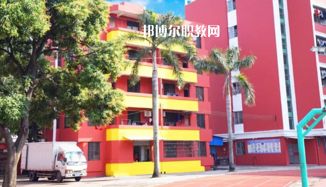 佛山實(shí)驗(yàn)技工學(xué)校2022年報(bào)名條件、招生要求、招生對(duì)象 