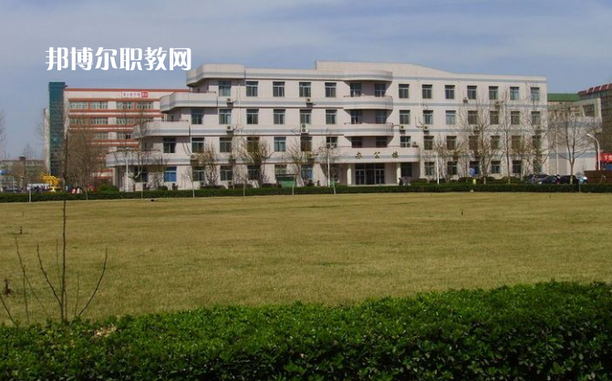大理農(nóng)業(yè)學(xué)校2022年學(xué)費(fèi)、收費(fèi)多少