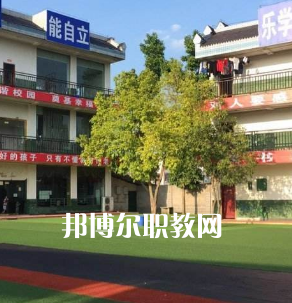 廣安康泉文化武術(shù)學(xué)校2022年報(bào)名條件、招生要求、招生對象