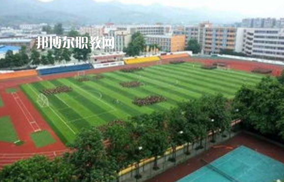 云南昆明工業(yè)學(xué)校2022年報(bào)名條件、招生要求、招生對象