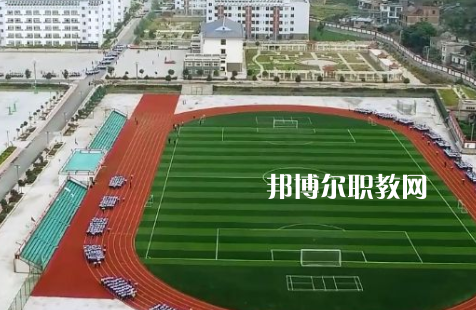 楚雄醫(yī)藥高等?？茖W(xué)校2022年招生簡章