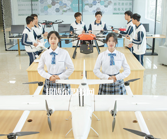 廣州南華工貿(mào)高級(jí)技工學(xué)校2022年招生辦聯(lián)系電話(huà)