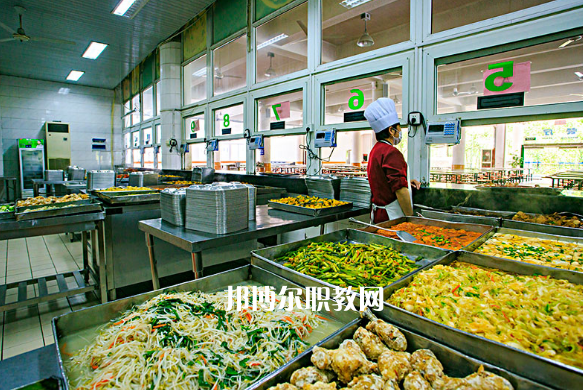 龍灣區(qū)職業(yè)技術學校教育集團2022年宿舍條件