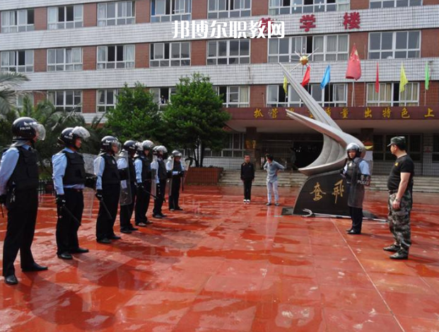四川省工業(yè)貿(mào)易學(xué)校2022年報(bào)名條件、招生要求、招生對(duì)象