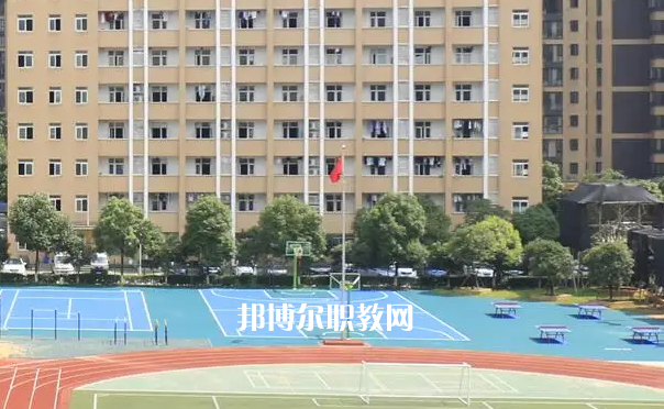 武漢助產(chǎn)學(xué)校2022年報(bào)名條件、招生要求、招生對(duì)象