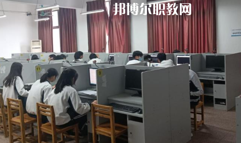 武漢建設(shè)學(xué)校2022年報(bào)名條件、招生要求、招生對(duì)象