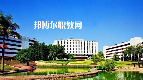 武漢園林技工學(xué)校2022年報(bào)名條件、招生要求、招生對(duì)象