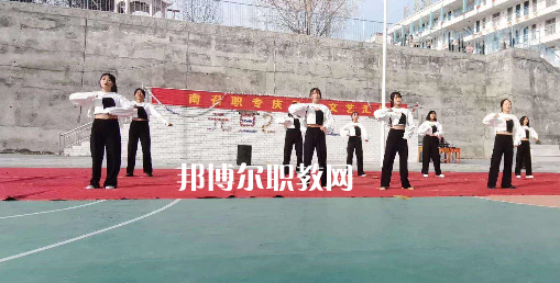 南召縣中等職業(yè)學校2022年網站網址