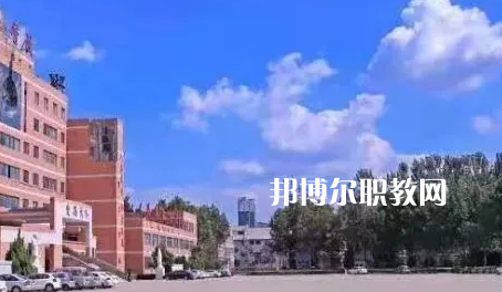 珠海衛(wèi)生學(xué)校2022年報(bào)名條件、招生要求、招生對象