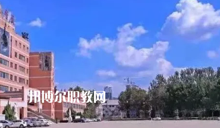 廣州工商技工學(xué)校2022年報名條件、招生要求、招生對象