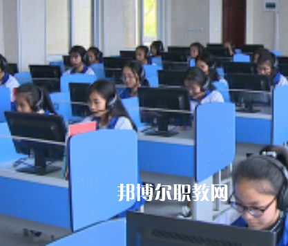 福建2023年讀中專(zhuān)學(xué)校好還是中專(zhuān)學(xué)校好
