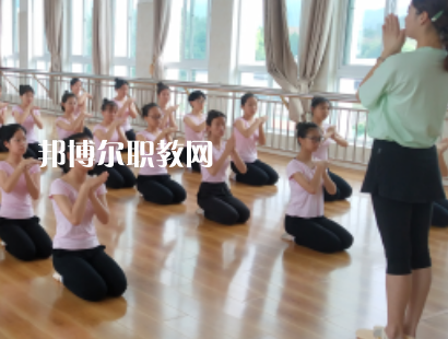 福建2023年讀中專(zhuān)學(xué)校好還是中專(zhuān)學(xué)校好