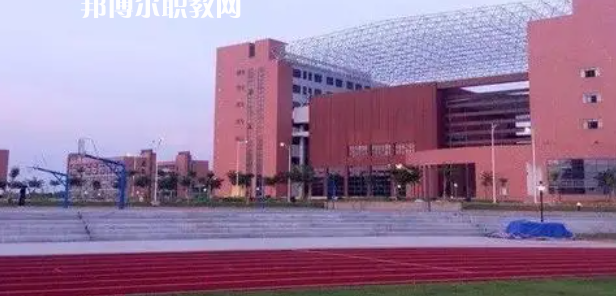 湛江幼兒師范專(zhuān)科學(xué)校依學(xué)考錄取分?jǐn)?shù)線(xiàn)(2022-2021歷年)