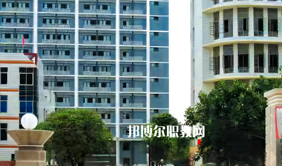 南寧工貿(mào)職業(yè)技術(shù)學校2022年學費、收費多少