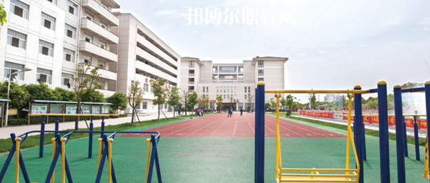 2023南京建康技工學(xué)校招生計(jì)劃 招生人數(shù)是多少(附要求、條件、對(duì)象)