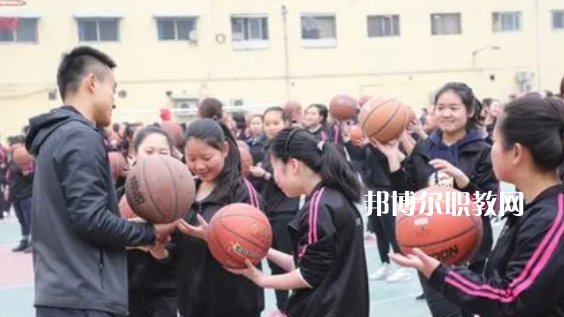 西安市明珠職業(yè)學(xué)校地址在哪里，哪個地區(qū)，哪個城市?